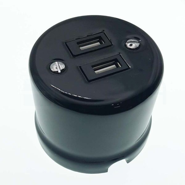 Fekete porcelán USB aljzat falon kívüli szereléshez