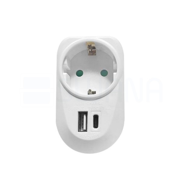 Technik Professional Elosztó Fali 1 utas + USB-A+C 16A